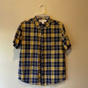 Blue and Yellow boy’s Old Navy shirt size XL (14-16)